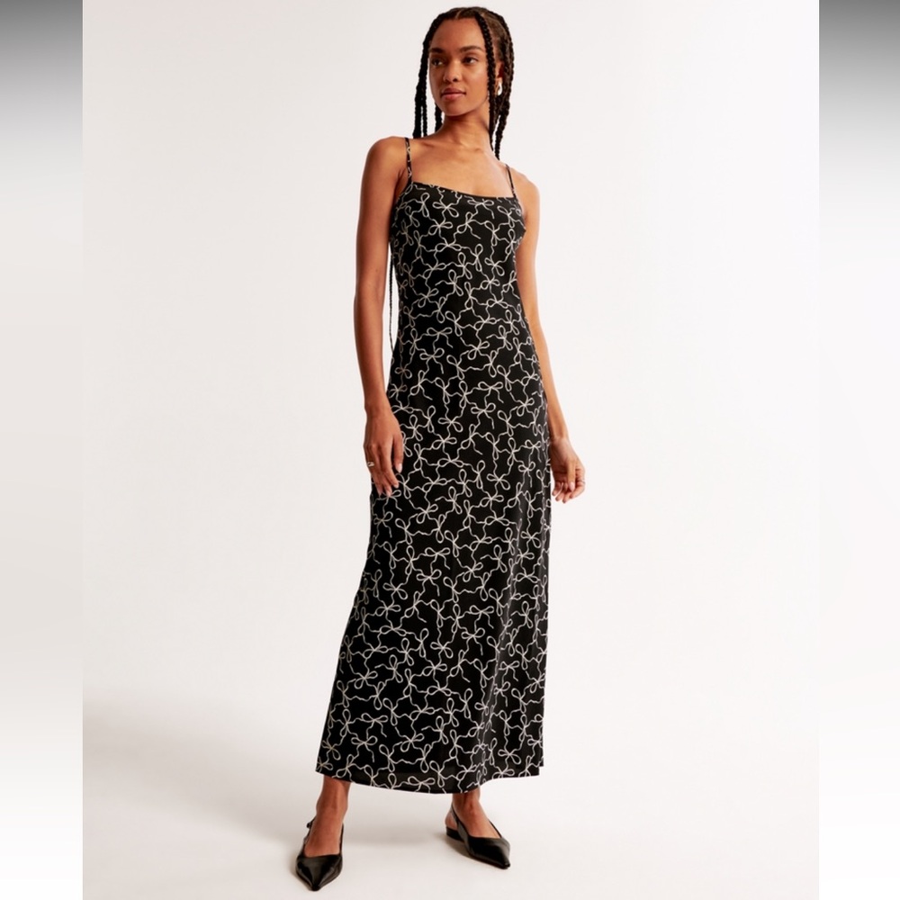 NWT Abercrombie & Fitch Julia Slip Maxi Dress in Black and White Print | Size XS